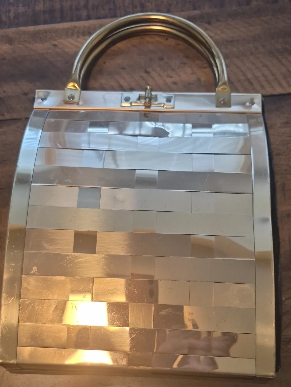 Dorset Rex Fifth Avenue chic gold